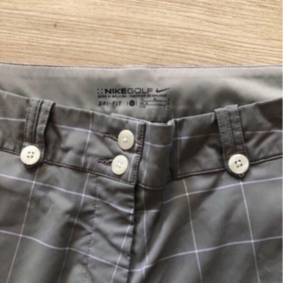 Nike Gray Checkered Women's Pants - Picture 5 of 8